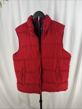 Classic Red Quilted Vest - Men’s Large